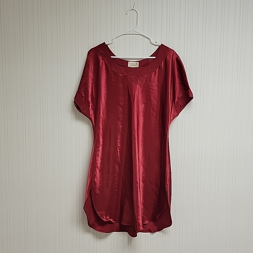 Vintage gold label Victoria's Secret chemise M/L